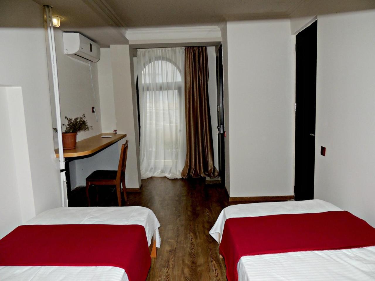 Hotel Sunny Tiflis Exteriér fotografie